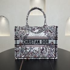 Dior Shopping Bags